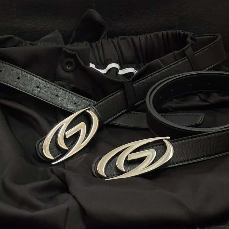 Futuristic Logo Leather Belt Polished Metal Buckle Fashion Waist Belt