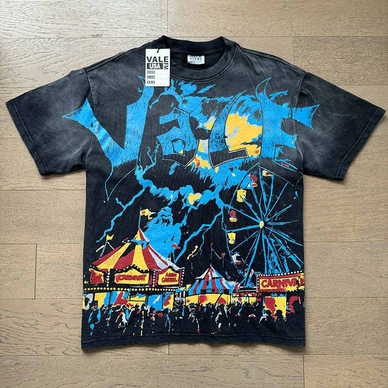 VALE USA Carnival Graphic T-Shirt - Charcoal Gray