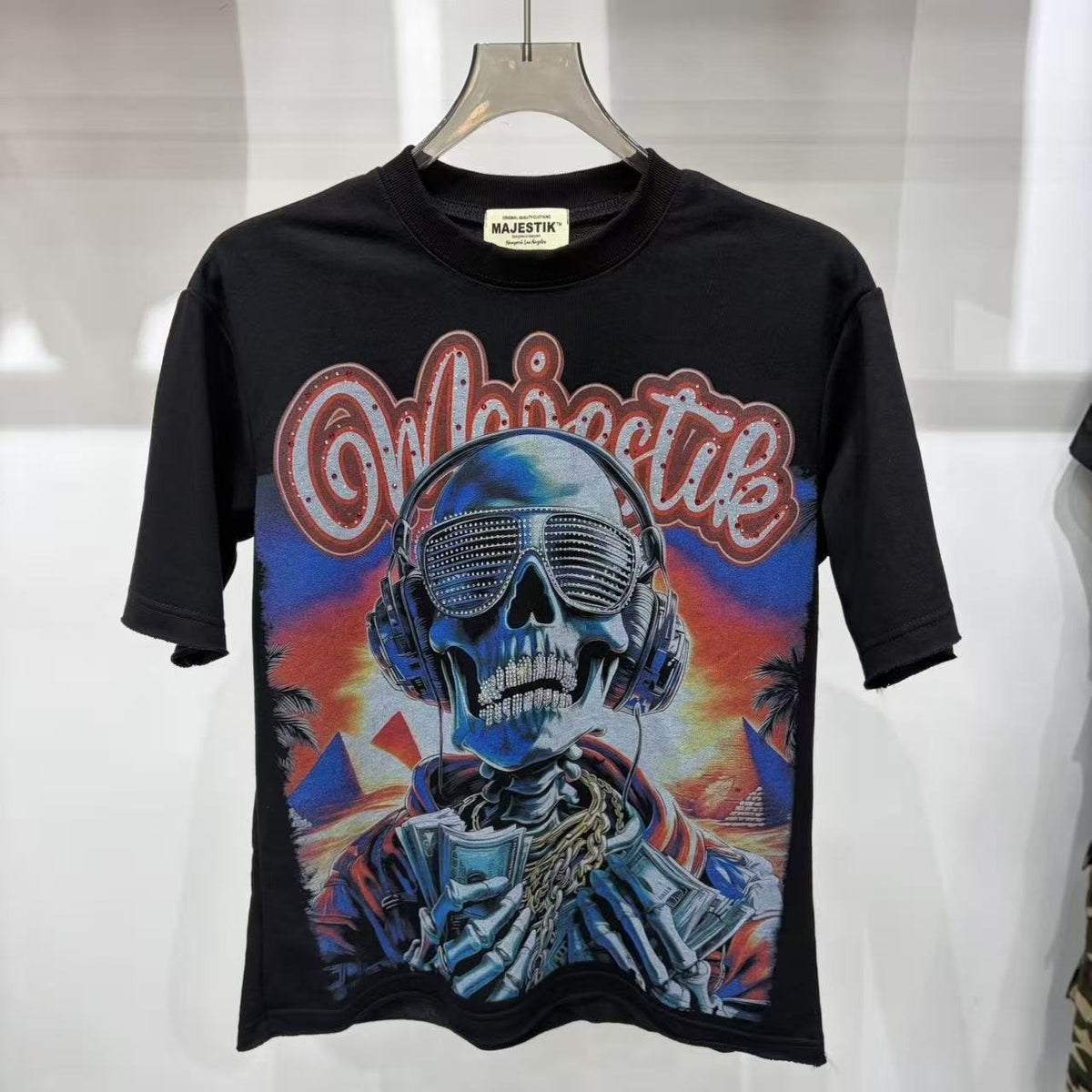 MAJESTIK Skull Headphones Graphic T-Shirt