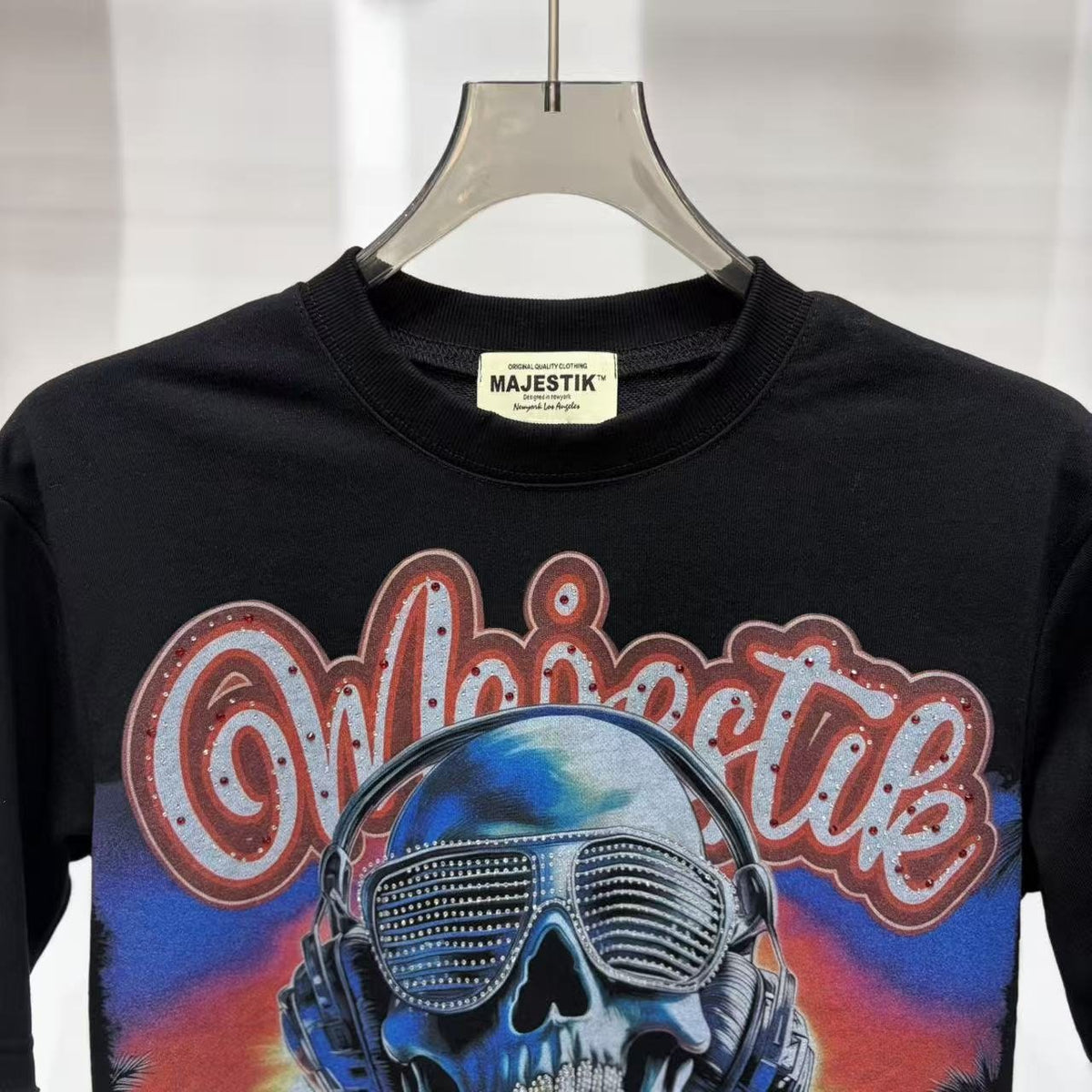 MAJESTIK Skull Headphones Graphic T-Shirt