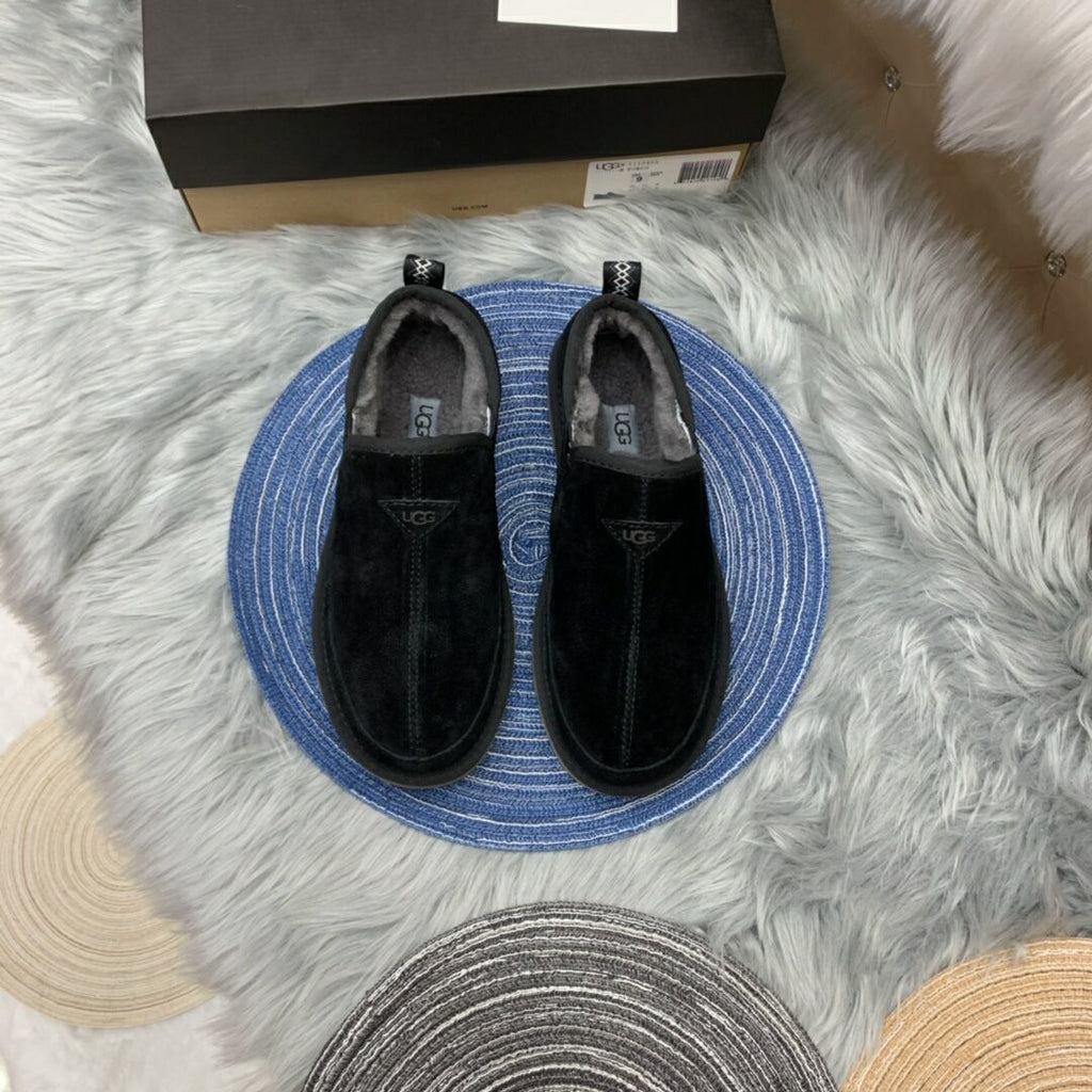 Black Men’s Slip-On Low-Top Sneakers — New Arrival | In Stock