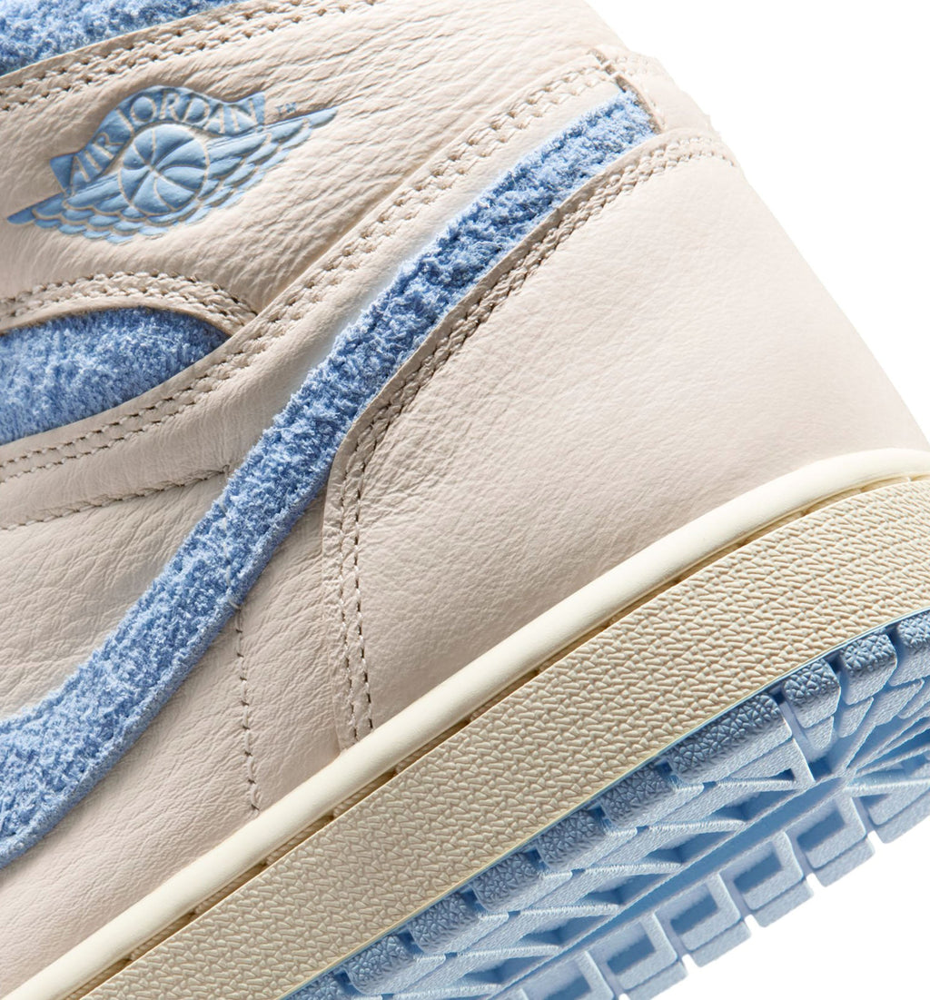 Air Jordan 1 Retro High OG Psychic Blue | Women's Lifestyle Shoe | Light Ivory/Psychic Blue/Coconut Milk