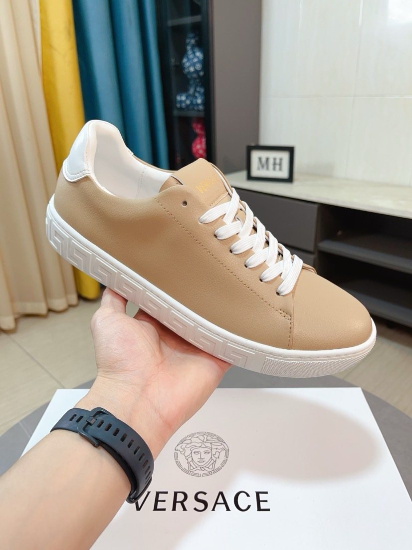 Versace Men's Low-Top Lace-Up Sneakers