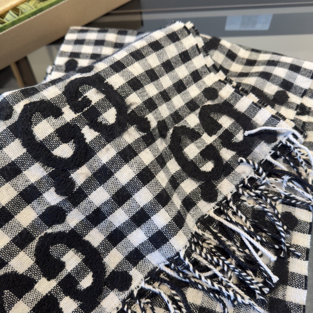 Gucci Black & White Check Scarf