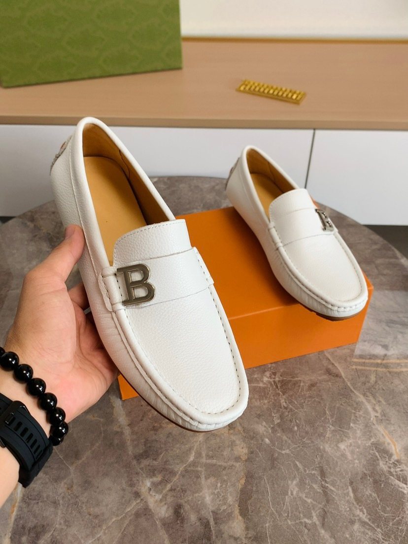 Men's Textured Ornament Loafers