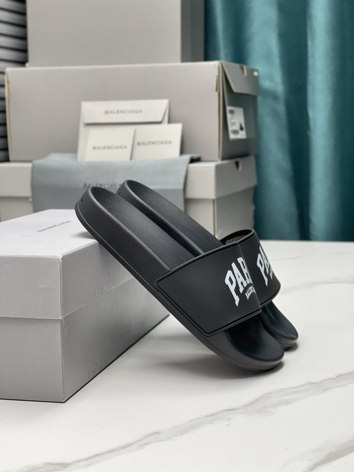 Balenciaga Contrast Lettered Slide Sandals