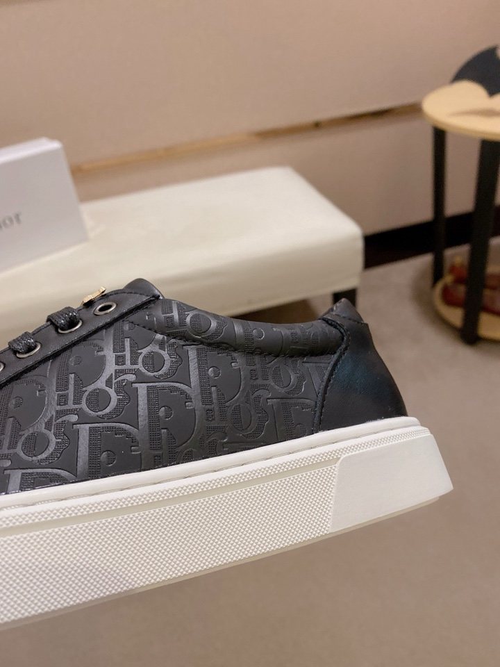 Dior Men's Low-Top Lace-Up Sneakers